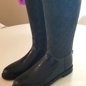 Authentic Gucci rain boots-size 38